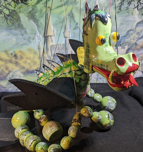Vintage pelham puppets - puppets, dragon