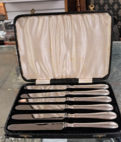 Boxed set antique solid - set,