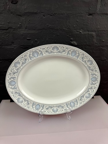 Wedgwood white dolphins - dolphins, r4652
