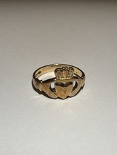 Men’s 9ct Gold Claddagh Ring