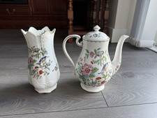A beautiful Vintage Floral Teapot & Vase Set (Aynsley Pembroke)