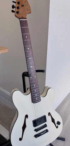 Tom delonge fender - tom,