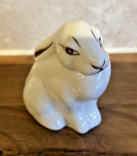 Coalport rabbit figure white - coalport,