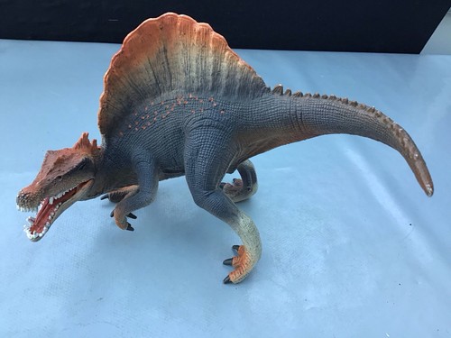 Schleich spinosaurus dinosaur - spinosaurus,