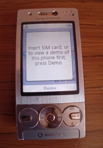 Sony ericsson w715 - w715, –