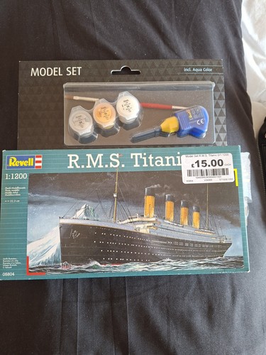 Revell titanic model - revell,