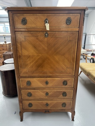 French style hardwood - style, writing