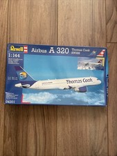  Revell 04201 - Thomas Cook /