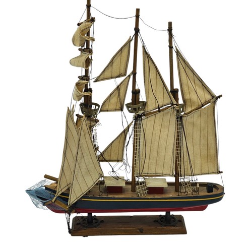 Vintage model wooden sail boat - wooden,