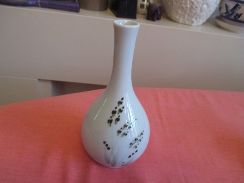 China bud vase - bud,