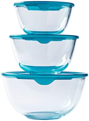 Pyrex bowl set - cook, &