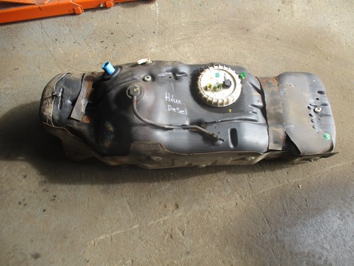 Toyota hilux diesel fuel tank - toyota,