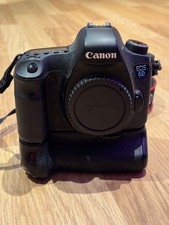 Canon EOS 6D 20.2MP Digital