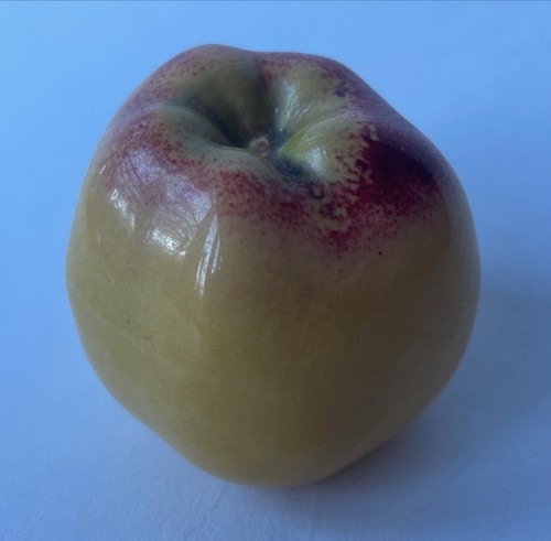 Pottery apple bordalo - pottery,