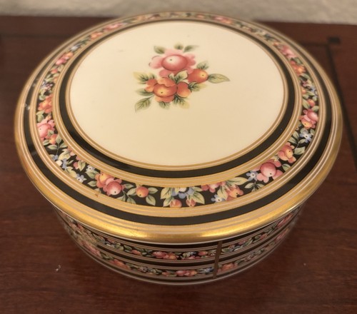 Vintage wedgwood clio round - clio,