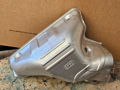 Mazda mx5 exhaust manifold - mazda,