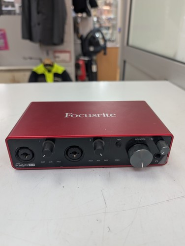 Focusrite scarlett 4i4 - focusrite,