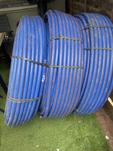 Used blue mdpe water pipe - un,