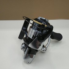 Shimano Vanquish C2000S 12V Spinning Reel 5.0 Gear 3kg Drag Used