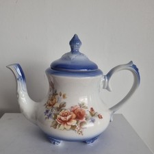 Gorgeous Vintage Arthur Wood  Floral Tea Pot 7" VGC 
