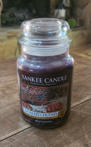 Large yankee candle - large, cranberry