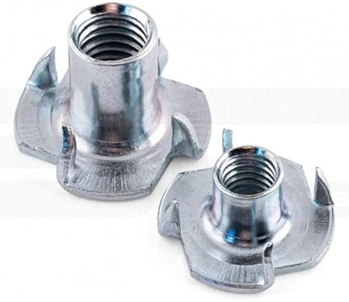 Nuts pronged tee zinc plated - pronged,