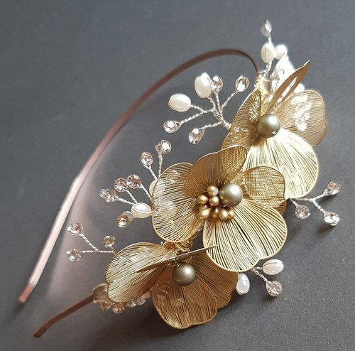 Gold tiara flowers made - gold,