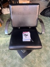 2 x Hairdressing Chairs with