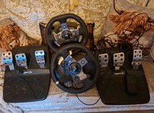 2 X Logitech G920 Racing Steering Wheels with Pedals for Xbox/Pc