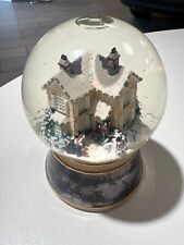 thomas kinkade winter wonderland snow globe silent night 