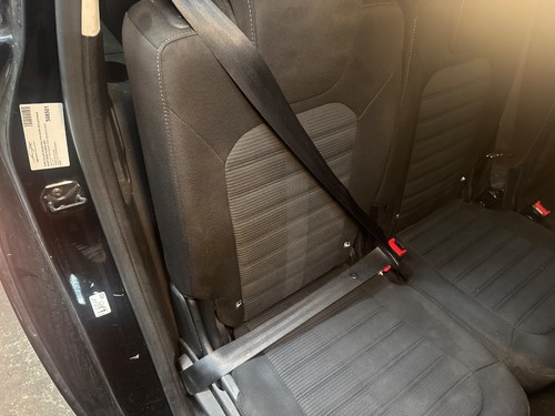 Ford galaxy seat belt - seat,