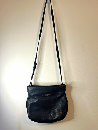 Kipling black pebbled leather - black,