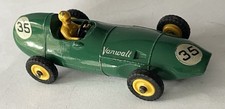 Dinky Diecast  1/43 Car Vanwall Green #35 !!