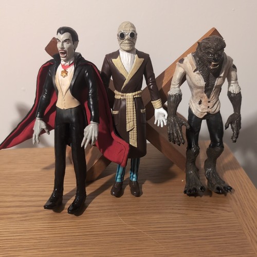 Universal monsters bendy x - universal,