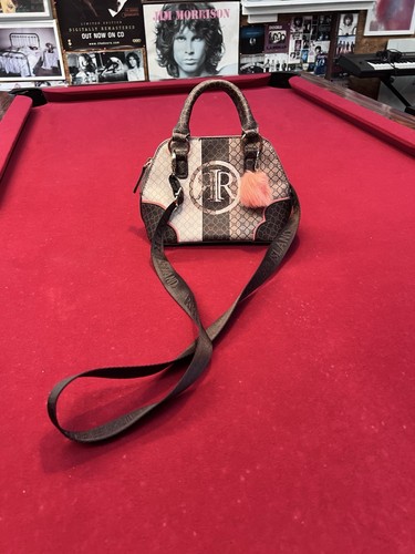 River island monogram - river,