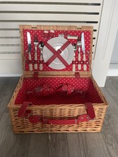 UNUSED WICKER HAMPER PICNIC