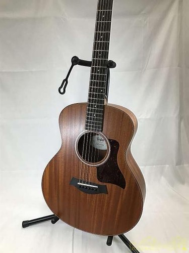 Taylor mini acoustic guitar - mini,