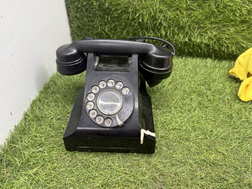 Vintage retro phone bakelite - vintage,