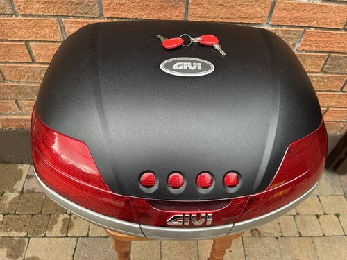 Givi v46 top box with - v46, mounting