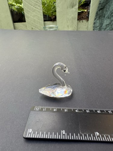 Vintage faceted crystal swan - faceted,