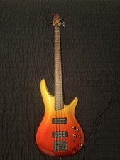 Ibanez SR300E Electric Bass