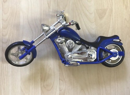 Bratz motorcycle blue - in, and