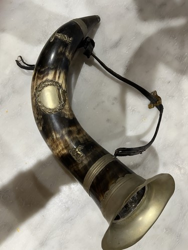 Antique hunting horn - antique,