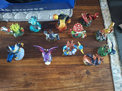 Small skylanders character - skylanders,