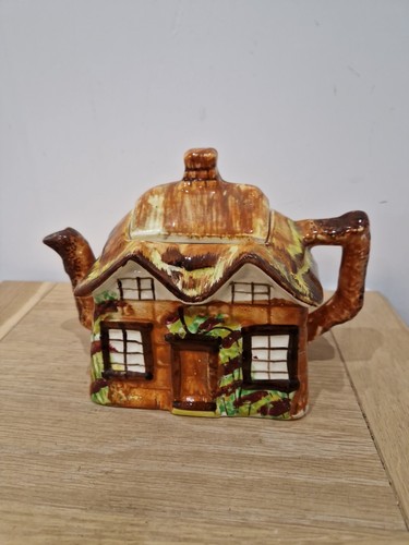 Vintage olde cottage - olde,