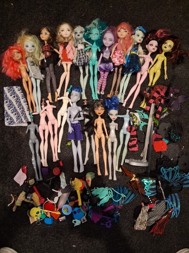 Monster high doll - monster,