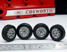 1:18 IXO TRIPLE 9 MK1 Ford