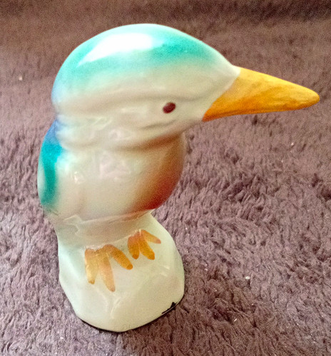 Unmarked decorative bird - unmarked,