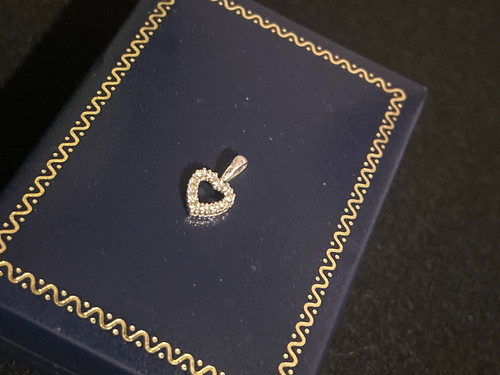 9ct 375 white - 9ct, heart