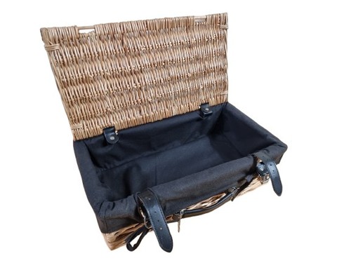 Lined wicker basket hinged lid - lined,